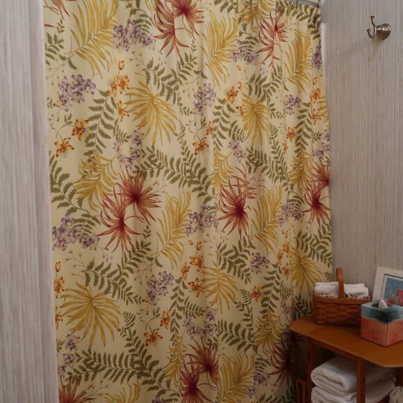 C&F Enterprises Botanical Print Fabric Shower Curtain - Picture 1 of 8